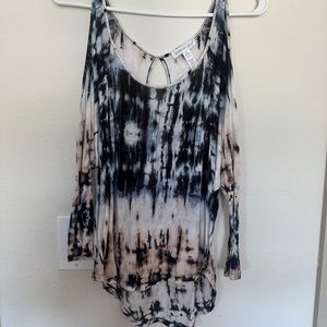 Beach vibes tie dye top